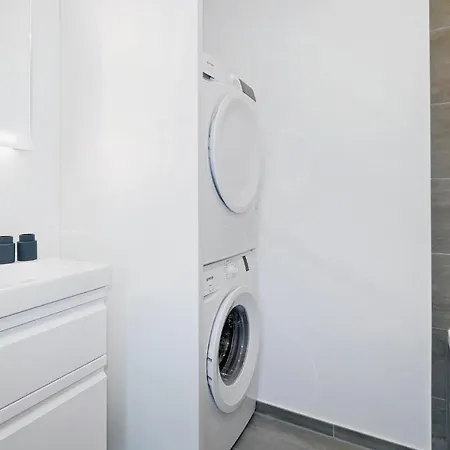 2 Bedroom Cozy In Lembruch-duemmer Apartment